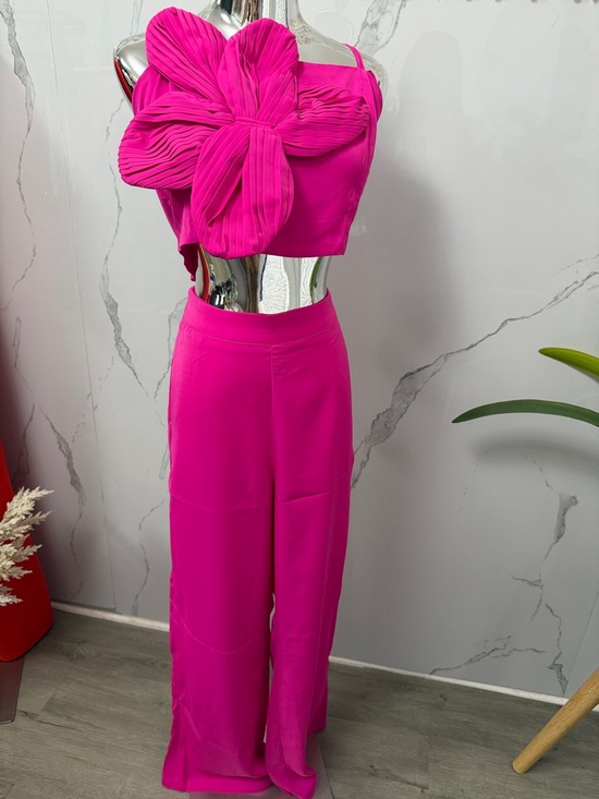 Milk & Honey Pants - Bright Pink Wide-Leg Jumpsuit with Floral Applique Top